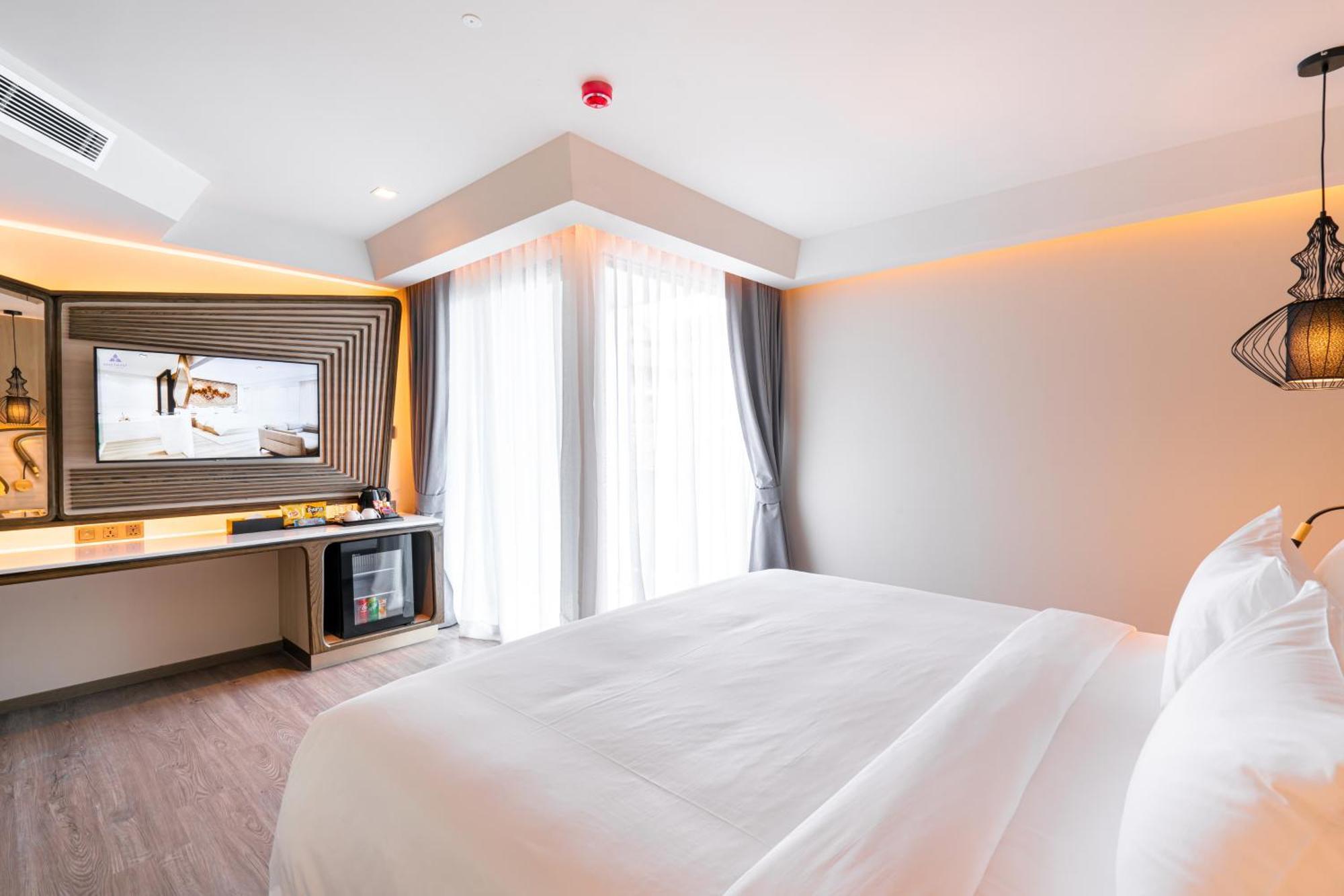 Amethyst Hotel Паттайя Экстерьер фото